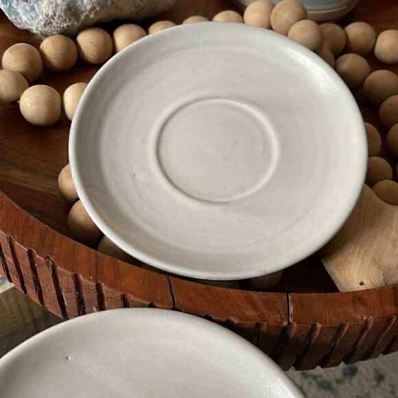 Stackable Tea/Cofee Cups and Saucers, White - Set of 4. - Picture 3 of 5